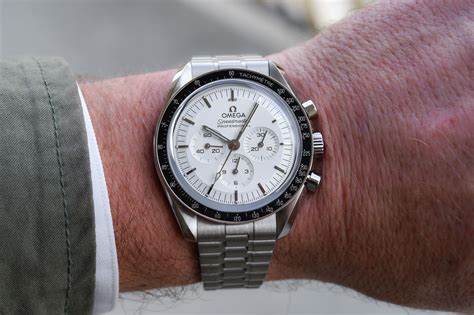 omega speedmaster 2024